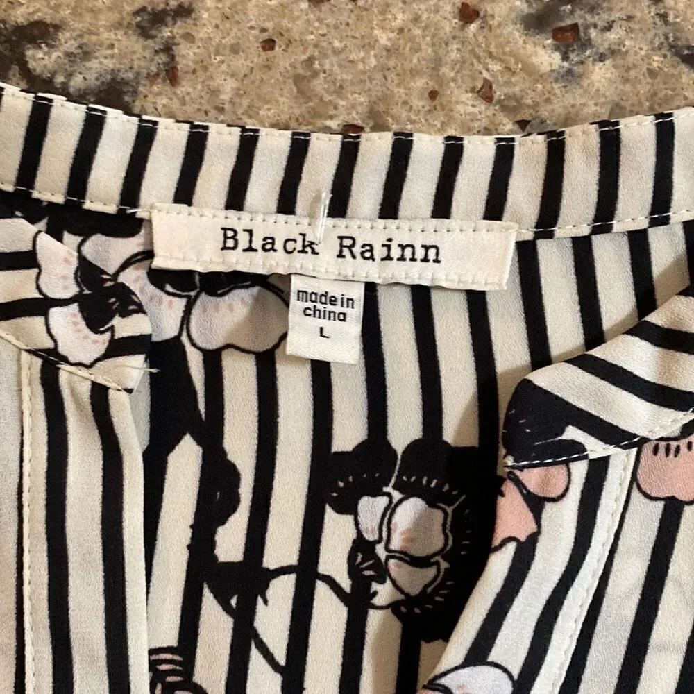 Black Rainn Women’s Stripe and Floral Blouse - Picture 2 of 8